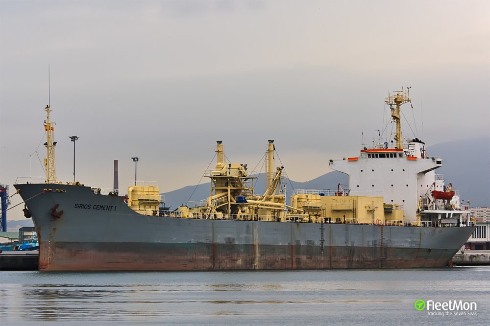 O navă cu ciment a eșuat în Golful Salonic - onavacucimentaesuatingolfulsalon-1568633126.jpg
