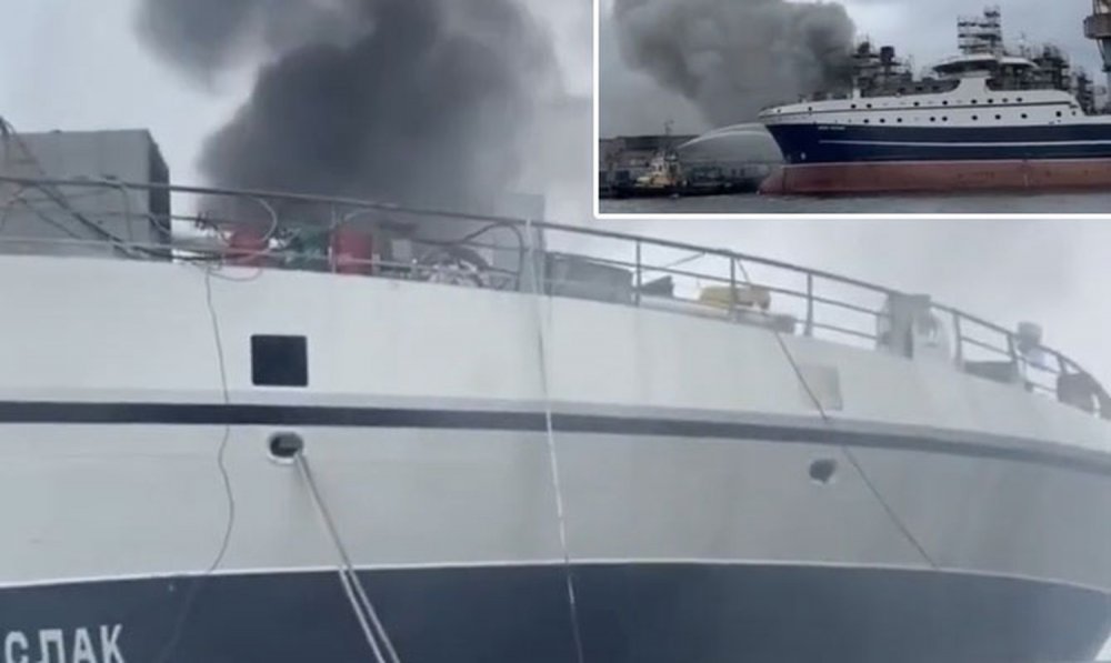O navă în construcție a luat foc la Saint Petersburg - onavainconstructiealuatfoclasain-1659865826.jpg