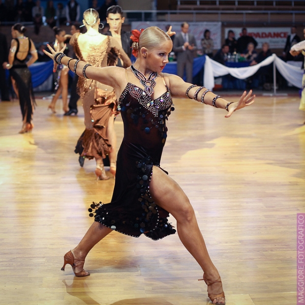 Dans sportiv: România participă cu două perechi de dansatori la CM de la Riga - ondanssportiv-1414661935.jpg