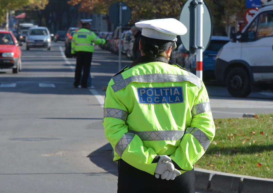 Ordinea și siguranța în municipiu, monitorizate de polițiștii locali - ordineasisiguranta-1572204146.jpg