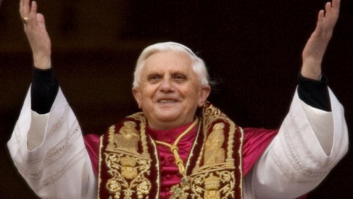 Ce pensie va avea Papa Benedict după retragere - papabenedict14659700-1361181214.jpg