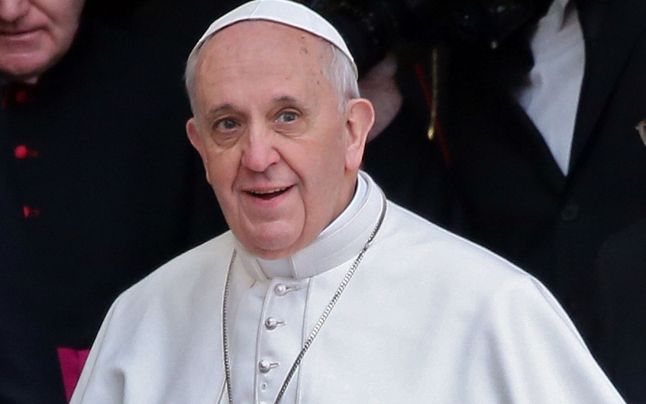 Papa Francisc vizitează, sâmbătă, imigranții din Lesbos - papafrancisc-1460790505.jpg