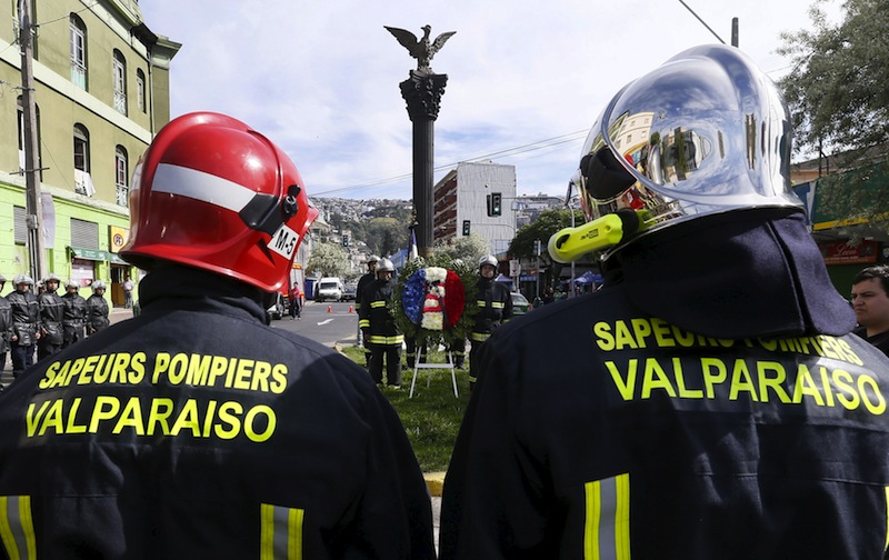 O femeie și 5 copii au fost grav răniți într-un incendiu, lângă Paris - paree1511s-1534748940.jpg