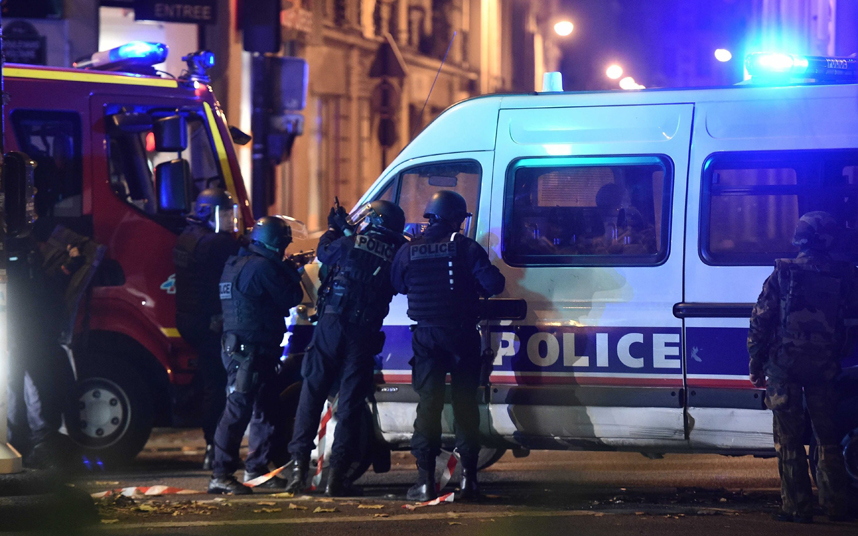 Un presupus jihadist a ucis cu sânge rece un polițist și pe soția acestuia, într-o suburbie a Parisului - paris-1465887119.jpg