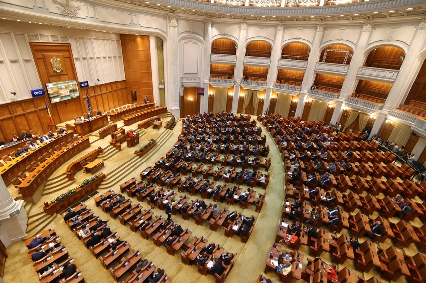 Camera Deputaţilor: Moţiunea simplă a USR împotriva ministrului Energiei - respinsă - parl2-1644405400.jpg