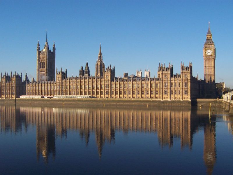 Pachet suspect la sediul parlamentului londonez - parlament-1467904512.jpg