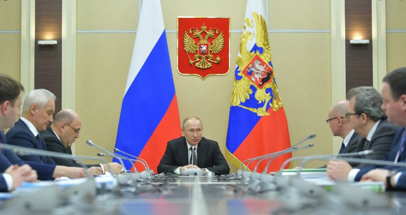 Parlamentul rus deschide calea pentru declararea stării de urgență - parlamentul-1585655955.jpg