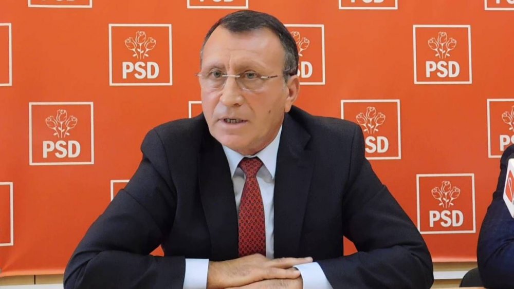 Social-democratul Paul Stănescu: 