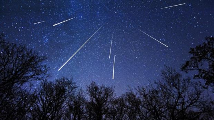Experienţă unică în faţa Planetariului din Constanţa! Ploaia de meteori va fi urmărită timp de câteva ore - perseidele30658000-1660117576.jpg