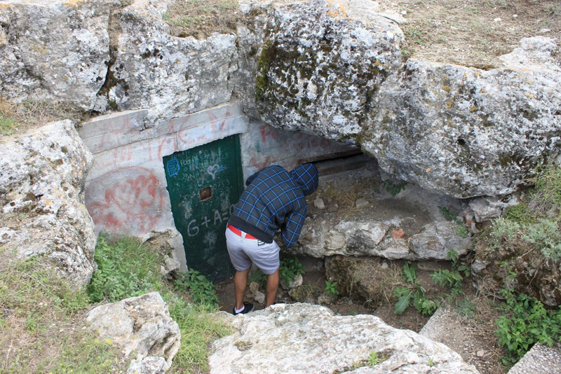 Cea mai întortocheată peșteră este în Dobrogea - pestera-1317416402.jpg