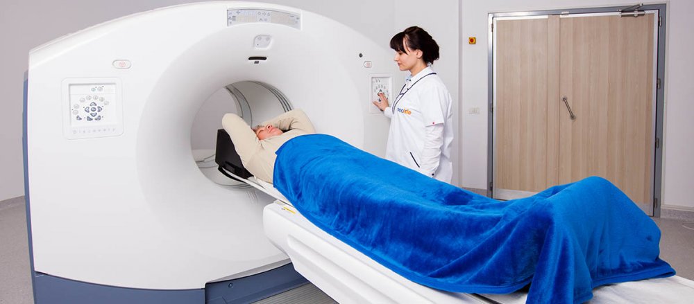 PacienÈ›ii oncologici vor avea acces mai uÈ™or la investigaÈ›iile PET-CT. Vezi data de la care se aplicÄƒ - petctexaminareacaresalveazavieti-1684948837.jpg