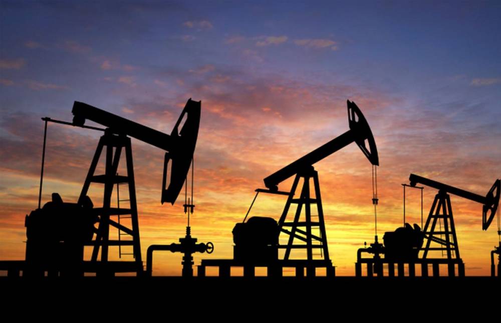 Arabia Saudită amenință cu ieftinirea petrolului - petrol-1478342903.jpg