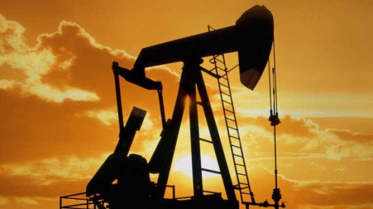 Prețul barilului de petrol a coborât la 78,56 dolari pe baril - petrol-1537362717.jpg
