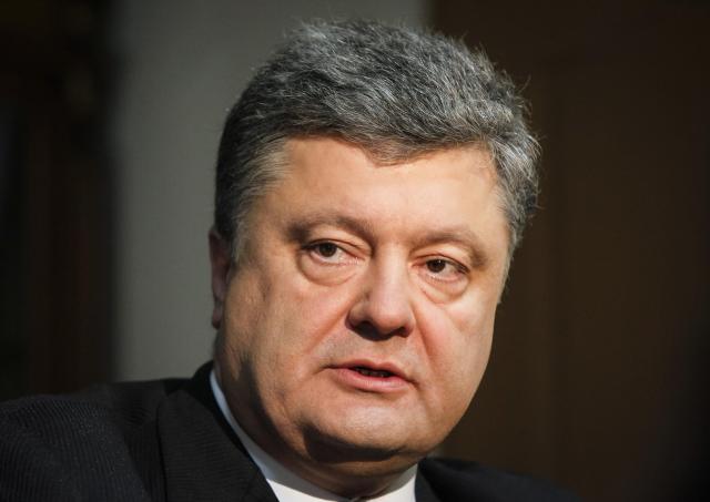 Ucraina / Petro Poroșenko prelungește cu 72 de ore armistițiul în estul Ucrainei - petroporosenko-1403938520.jpg