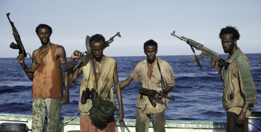 Pirații au ucis un marinar și au răpit alți 15 de pe un portcontainer - piratiiauucisunmarinar-1611478130.jpg