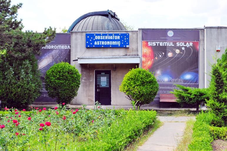 Planetariul din Constanța organizează patru demonstrații în fiecare zi - planetariul-1-1680513004.jpg