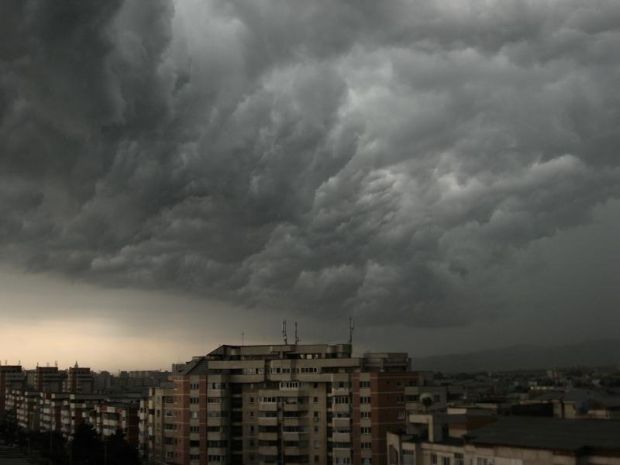 ANM. Cum va fi vremea astăzi, la Constanța - ploaievantmeteo-1467196625.jpg