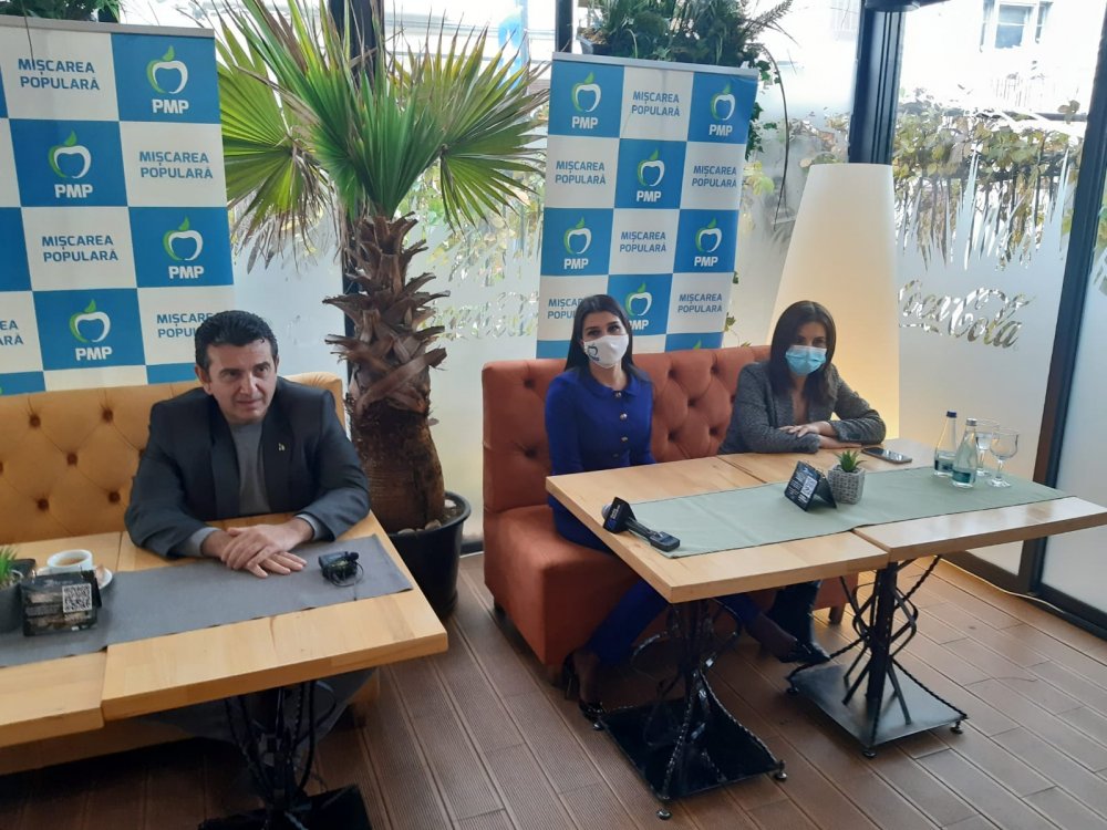 PMP mizează, la Constanța, pe Elena Băsescu şi Claudiu Palaz. „Avem un proiect pentru construirea de creșe” - pmpelenabasescu-1605804424.jpg