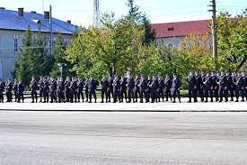 Tinerii nu vor să mai devină oameni ai legii! Sindicatul Național al Polițiștilor: „Profesia de polițist nu mai este atractivă pentru ei” - pol-1669654592.jpg