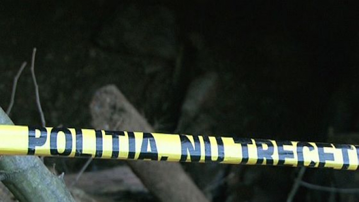 Cadavru găsit la Agigea. Un tânăr s-a aruncat de pe pod - pol1369488341-1376116123.jpg