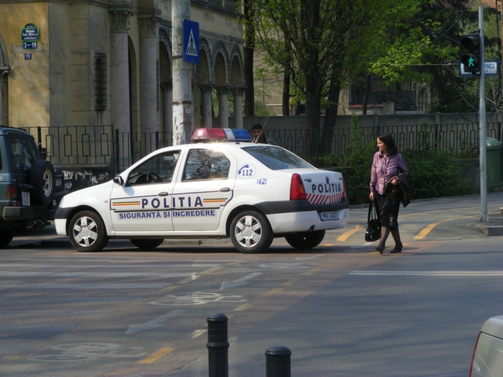 Urmărit general depistat de polițiștii de la Rutieră - politia-1337892049.jpg