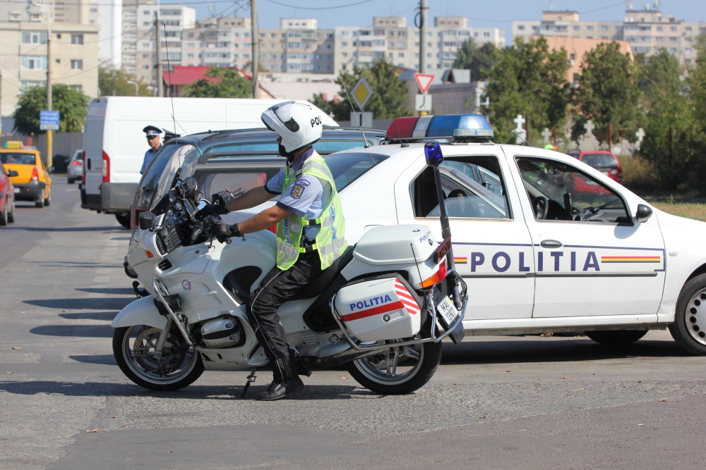 Accident rutier pe bulevardul I.C. Bratianu - politia-1370787134.jpg