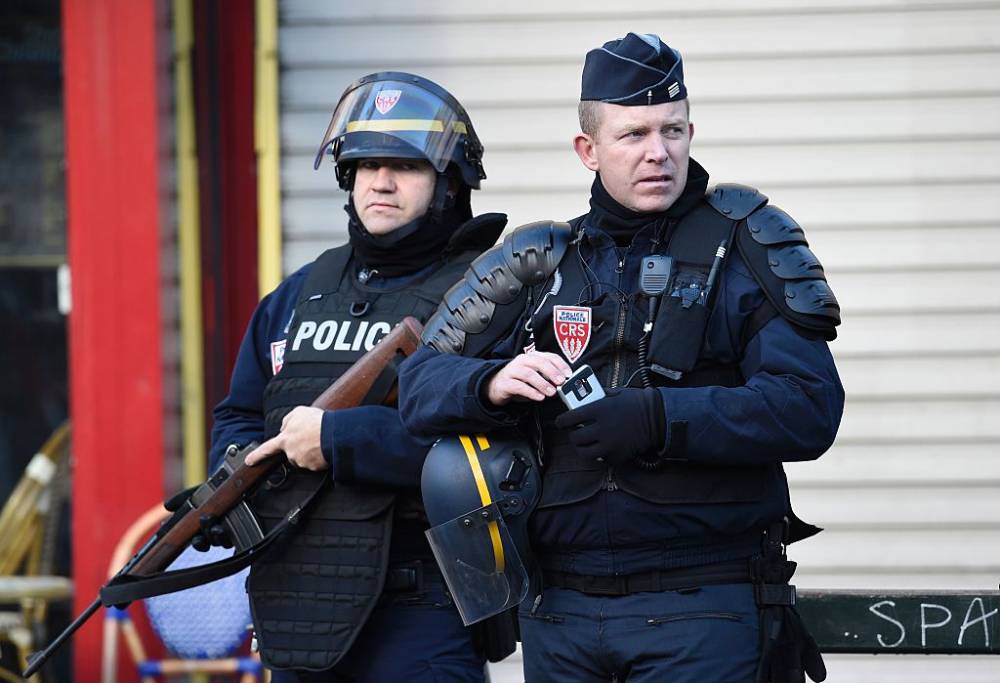 Operațiune anti jihadistă în Austria: mai multe persoane arestate - politia-1485440769.jpg