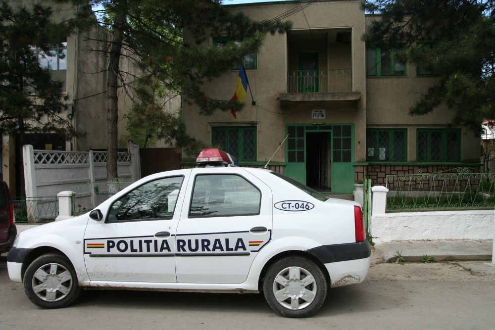 Gălățean căutat pentru crimă, găsit la Tuzla - politia2-1362914637.jpg