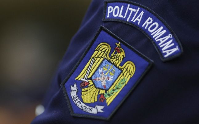 Petrecere oprită de poliţişti, la Constanţa - politia2-1610875308.jpg