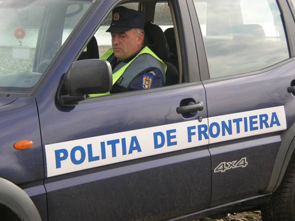 Șofer fără permis, prins de polițiștii de frontieră - politiadefrontiera-1340179961.jpg