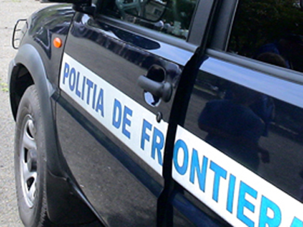 Opel Astra furat din Belgia, descoperit în Constanța - politiafrontiera-1351028267.jpg