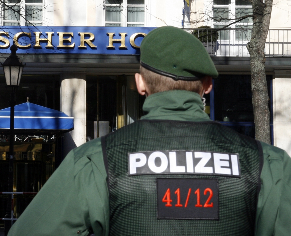 Constănțean căutat de polițiștii germani pentru jaf în bandă - politiagerm-1348659930.jpg