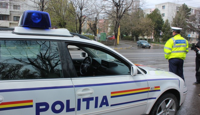 Atenție! Radare pe străzile din Constanța. Unde acționează, azi, polițiștii rutieri - politiarutieramasinapolitieradar-1424771431.jpg
