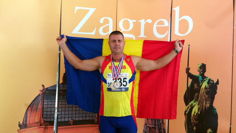 Polițist din Mangalia, campion balcanic la atletism - politistcampionmangalia-1378825734.jpg