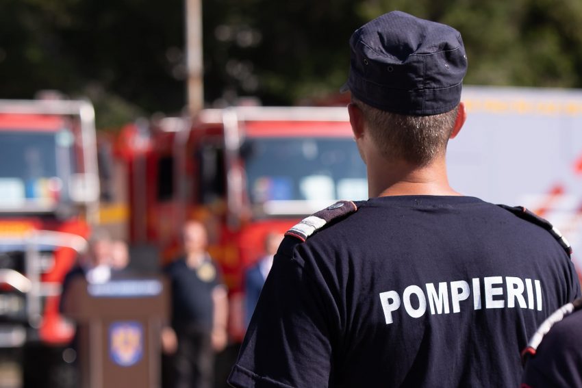 Nereguli multiple, constatate de autorități, la mai mulţi operatori economici din Constanța - pompierii850x5671691932023169477-1696070347.jpg