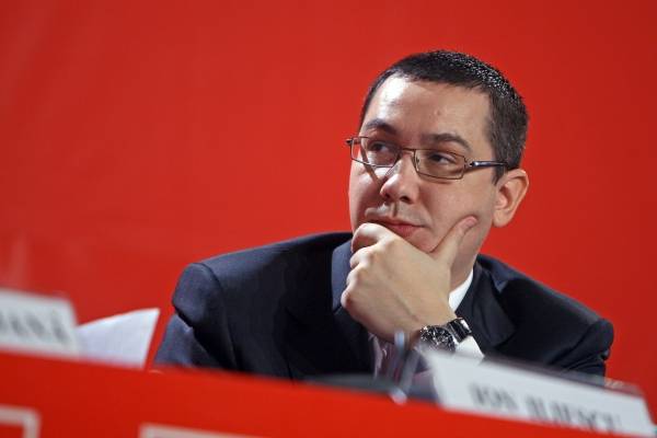 Ponta: Năstase a pierdut calitatea de membru PSD când a primit condamnarea definitivă - ponta-1340901578.jpg
