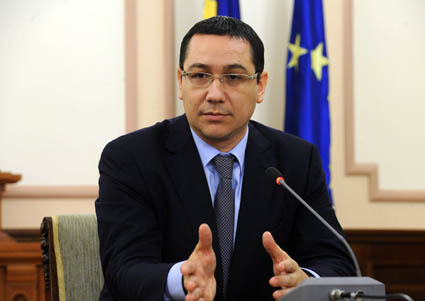 Ponta va discuta cu Juncker despre nominalizarea comisarului european - pontavadiscuta-1405612761.jpg