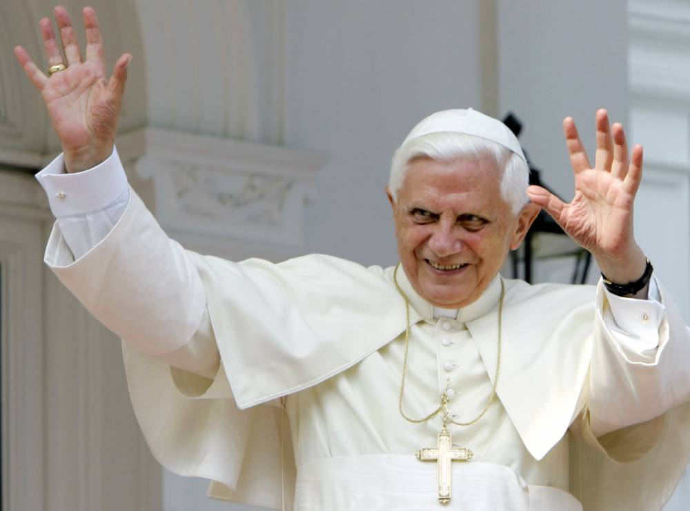 Papa Benedict al XVI-lea aniversează împlinirea a 90 de ani - pope-1492326543.jpg