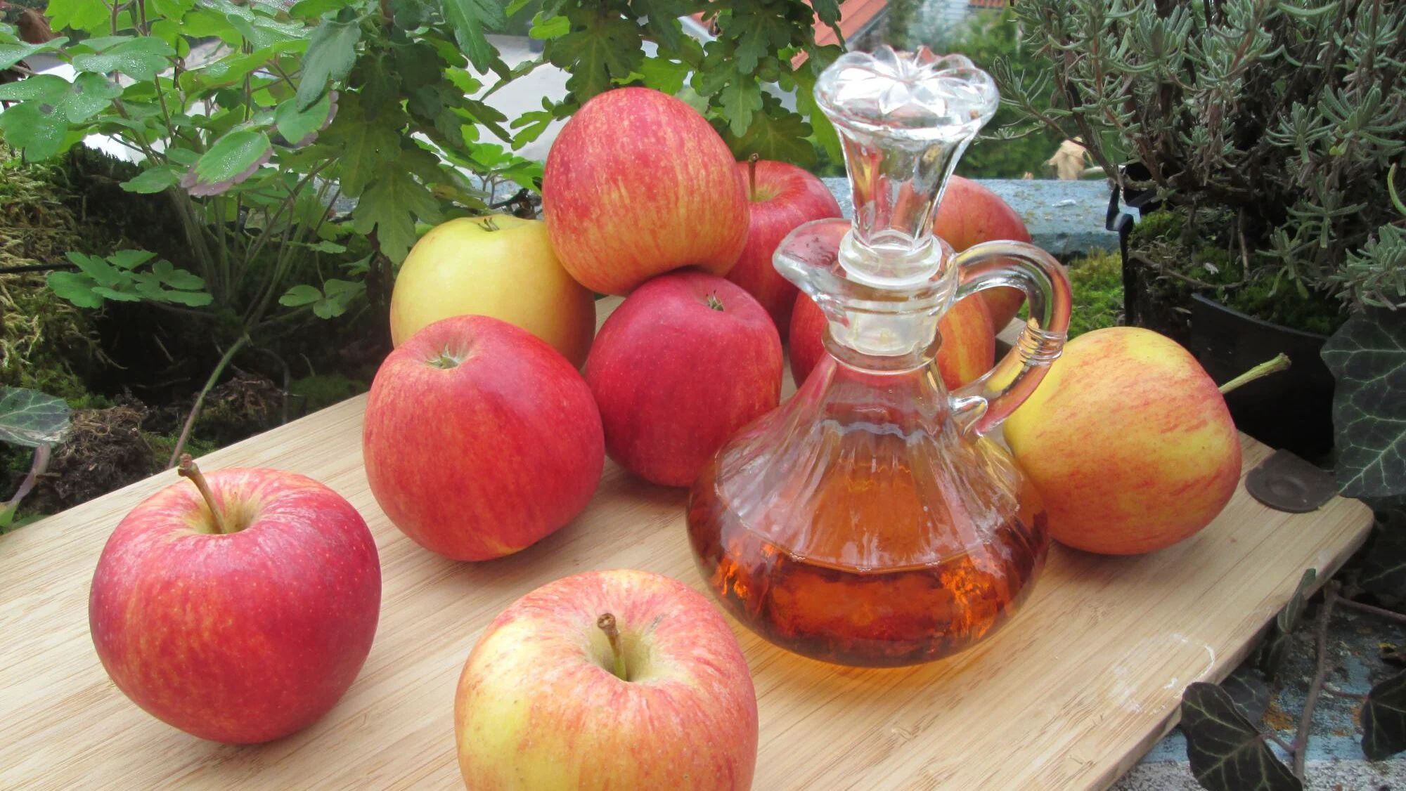 Oțetul de mere este un remediu bun pentru porii dilatați - pori-dilatati-1716812646.jpg