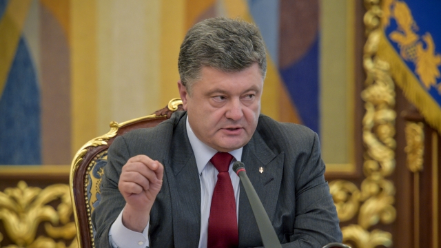 Poroșenko: Vom recupera Crimeea și restul Ucrainei, cum am recuperat-o pe Savcenko - poroenko-1464193827.jpg