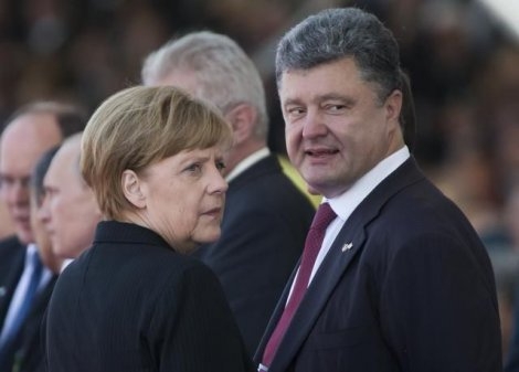 Război în Ucraina. Angela Merkel și Petro Poroșenko au discutat la telefon - porosenkomerkel3apffb-1407501341.jpg