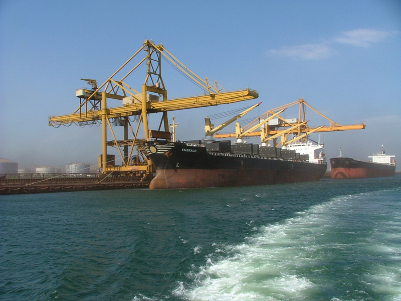 Porturile românești au derulat cu 7,28% mai puține mărfuri - port-1374168434.jpg