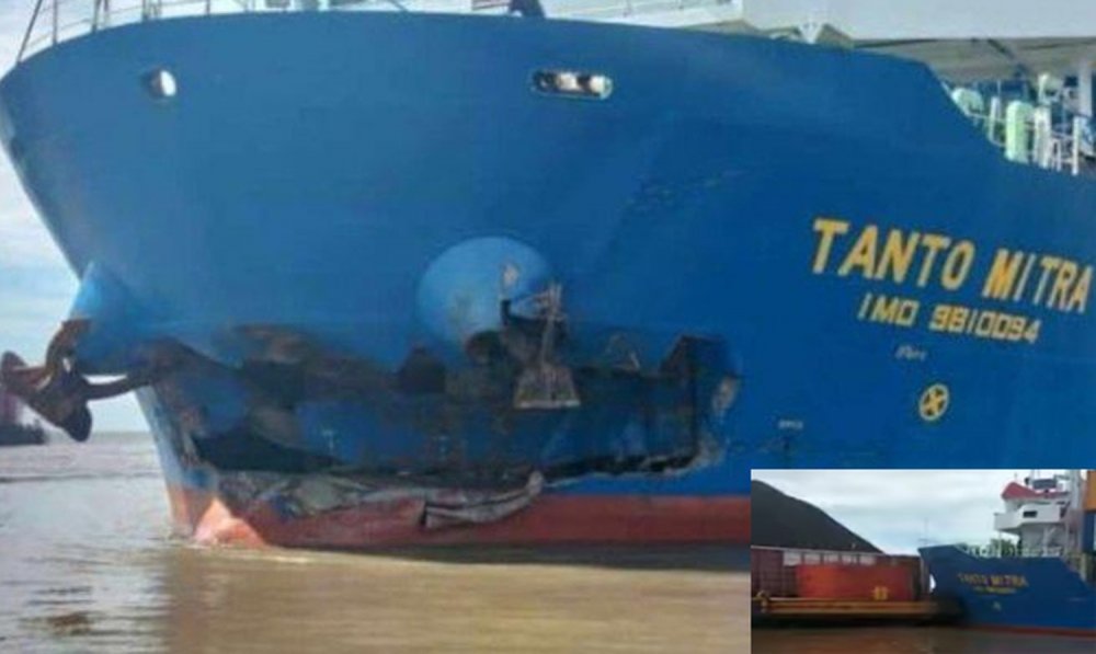 Portcontainer grav avariat în urma coliziunii cu o barjă - portcontainergravavariat-1631815008.jpg