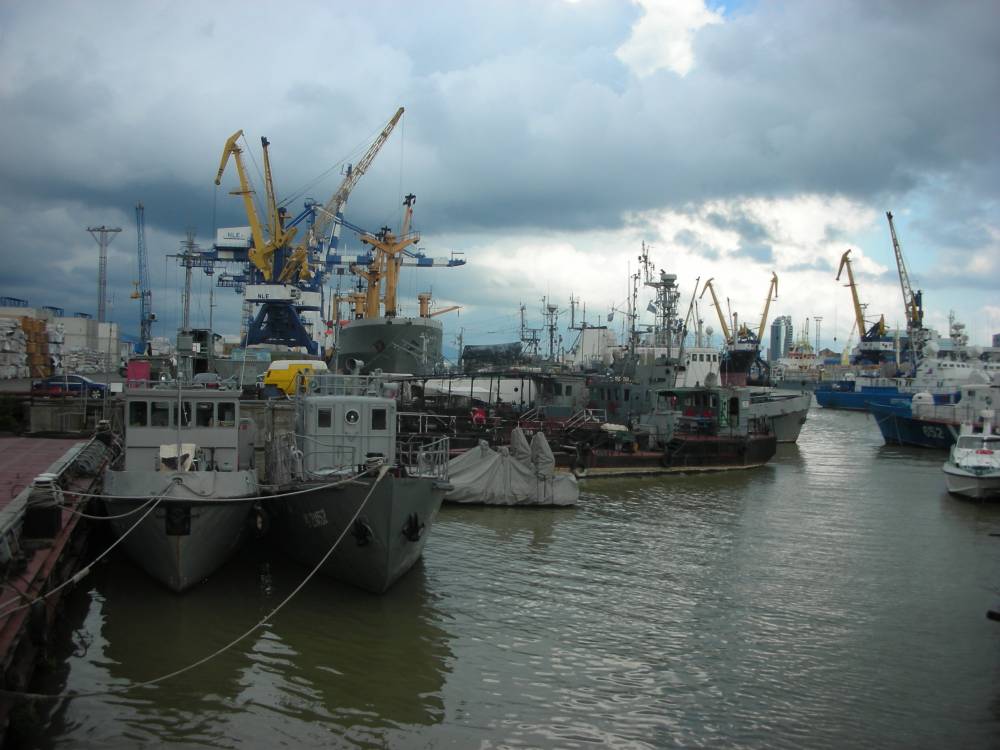 Porturile rusești au manipulat cu 5,7% mai multe mărfuri în 2014 - porturilerusesti-1422005635.jpg