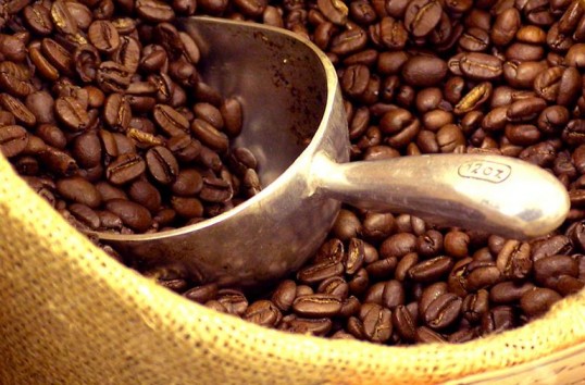 Cafeaua mai ieftină, dar de calitate mai slabă - prec89bulboabelordecafeaarputeac-1345126772.jpg