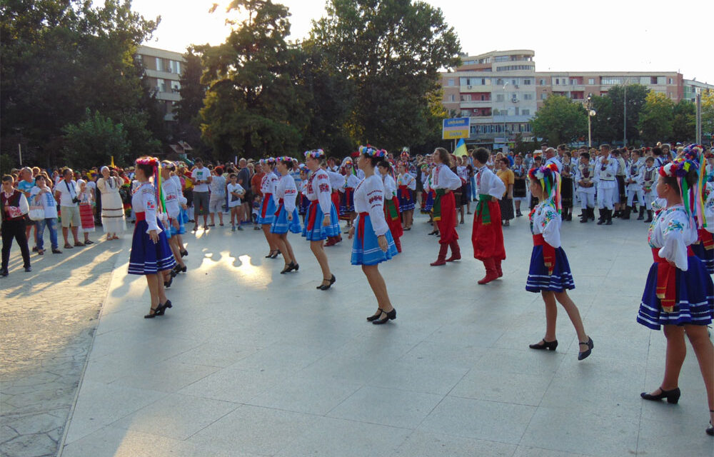 Luna mai plină de evenimente în județul Tulcea și în Delta Dunării - pregatiri1000x640-1682691850.jpg