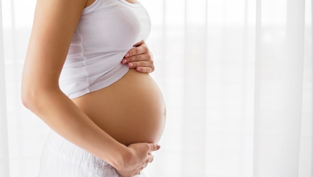 Una dintre cele mai iubite prezentatoare, însărcinată a treia oară - pregnantwomenlede-1540469879.jpg