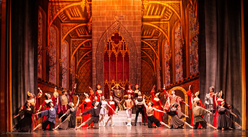 „Prinţ şi cerşetor”, în premieră pe scena Teatrului „Oleg Danovski” - premieralateatrul-1623431883.jpg