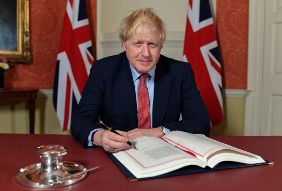 Premierul britanic Boris Johnson a semnat acordul cu privire la Brexit - premierul-1580072066.jpg