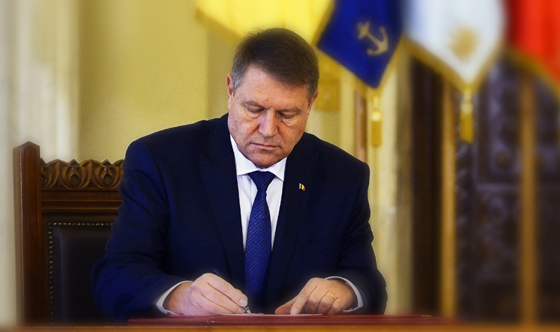 Președintele Iohannis a promulgat  legea privind statutul magistraților - presedinteleiohannis-1539353602.jpg